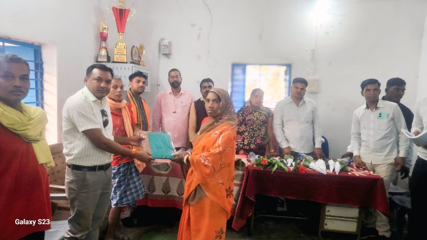 सेवा-संकल्प के साथ मनाया मुख्यमंत्री का जन्मदिन: प्रेमनगर में महतारी वंदन हितग्राहियों का सम्मान, आवास लाभार्थियों को अंगवस्त्र भेंट