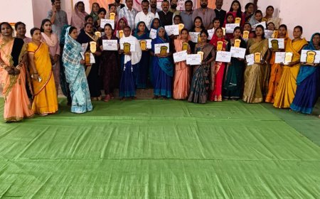 महिला दिवस पर भैयाथान में सम्मान का उत्सव, आंगनबाड़ी कार्यकर्ता-सहायिकाओं को मिला सम्मान