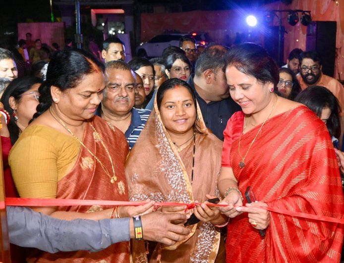 “सशक्त नारी से सशक्त समाज” : महिला पत्रकारों के सम्मान में आयोजित कार्यक्रम में मंत्री लक्ष्मी राजवाड़े ने कहा— महिलाओं का सशक्तिकरण सरकार की सर्वोच्च प्राथमिकता