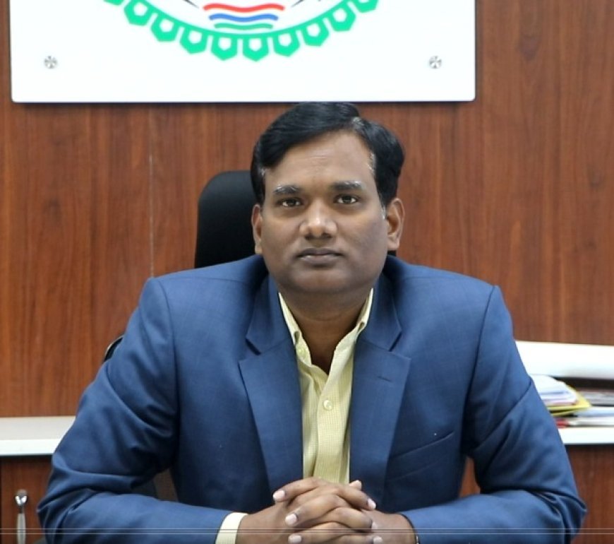 सूरजपुर के नौनिहालों ने रचा सफलता का नया कीर्तिमान:बोर्ड परीक्षा परिणाम में बड़ी छलांग, बेटियों ने फिर बढ़ाया मान