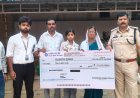 माँ की सूनी आँखों को मिला सहारा: दिवंगत आरक्षक समीत एक्का के परिवार को 10 लाख रुपये की सहायता राशि प्रदान