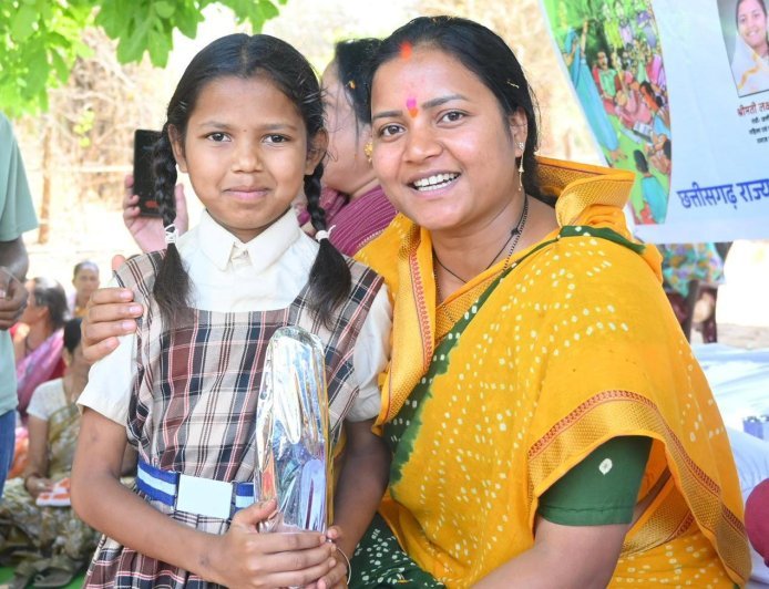 ममता की छांव से महकता संसार मातृ दिवस पर मंत्री श्रीमती लक्ष्मी राजवाड़े ने मातृशक्ति को किया नमन