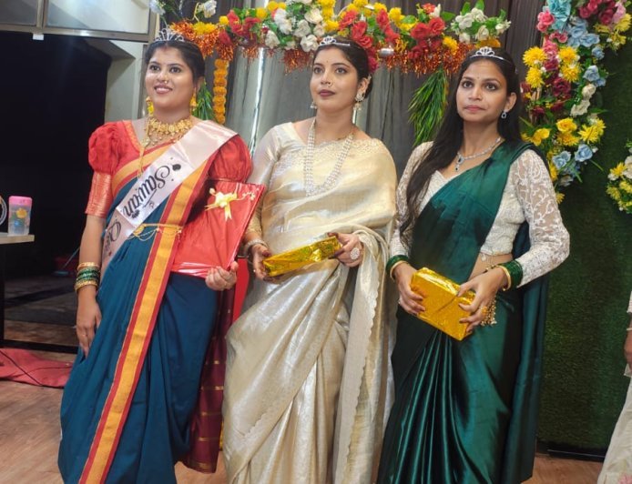 रामानुजनगर में पहली बार सजा सावन का श्रृंगार मेला, सोनम साहू बनीं सावन क्वीन