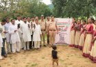 साइबर ठगी से बचने ग्रामीणों ने उठाया जागरूकता का बीड़ा, सेल्फी लेकर दिया सतर्क रहने का संदेश