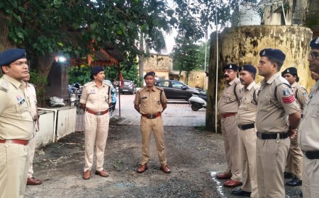 थाना अजाक के वार्षिक निरीक्षण में एसपी योगेश पटेल ने परखी व्यवस्थाएं, जवानों से सीधे जाना हाल