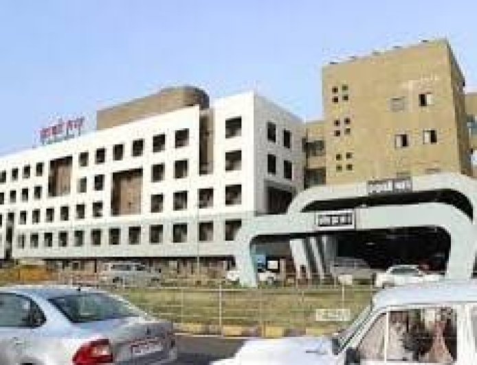पदोन्नति की राह ताकते अधिकारी, प्रभारवाद के सहारे कृषि विभाग का कामकाज