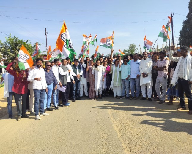 बदहाल सड़क, डॉक्टरों की कमी और बिजली संकट पर कांग्रेस का हल्लाबोल